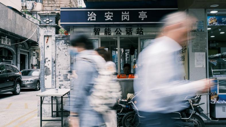 上海即将消失的职业:最后一间传呼电话亭